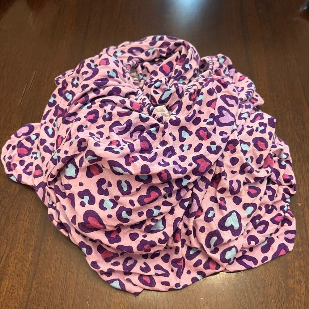 Little Sleepies Wild Hearts Standard Crib Sheet *play condition*